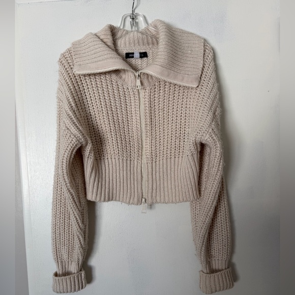 Urban Outfitters Sweaters - Urban Outfitters Chunky Knit Zip Up Sweater – Size S (never been worn)